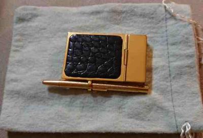 JUDITH LEIBER PAD w PEN IN BLACK LEATHER & GOLD METAL